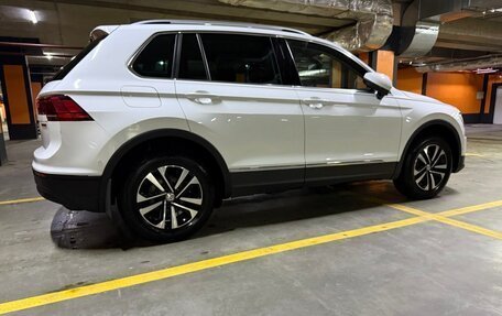 Volkswagen Tiguan II, 2019 год, 10 фотография