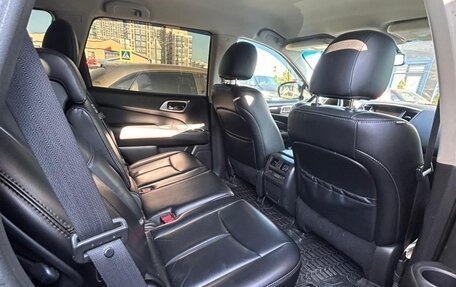 Nissan Pathfinder, 2015 год, 1 810 000 рублей, 4 фотография