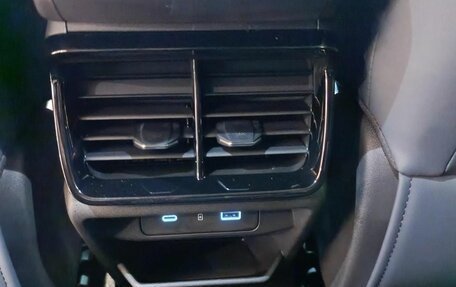 Geely Atlas, 2025 год, 4 080 990 рублей, 11 фотография