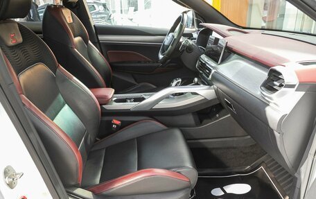 Geely Coolray I, 2022 год, 1 555 000 рублей, 19 фотография