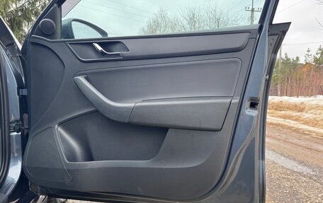 Skoda Rapid I, 2014 год, 800 000 рублей, 15 фотография