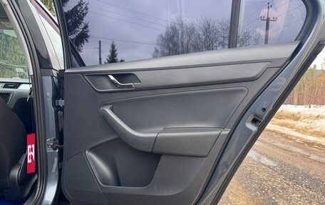 Skoda Rapid I, 2014 год, 800 000 рублей, 14 фотография