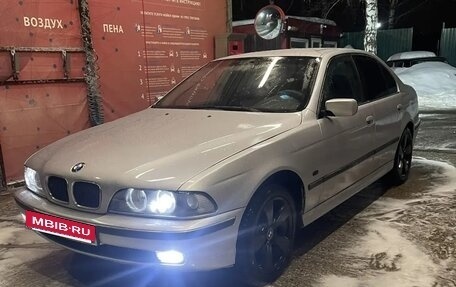 BMW 5 серия, 1998 год, 520 000 рублей, 6 фотография