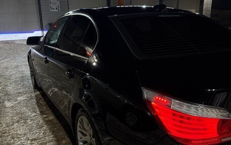 BMW 5 серия, 2008 год, 1 400 000 рублей, 3 фотография