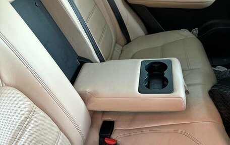 Jaguar F-Pace, 2016 год, 2 350 000 рублей, 18 фотография