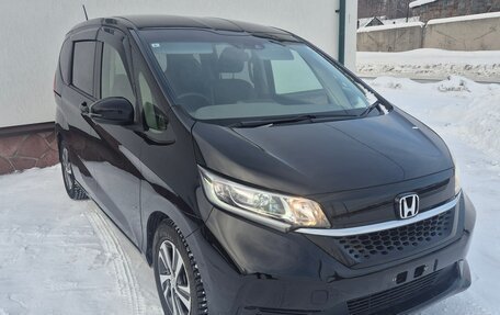 Honda Freed II, 2021 год, 2 000 000 рублей, 2 фотография