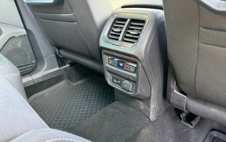 Volkswagen Tiguan II, 2019 год, 2 390 000 рублей, 12 фотография