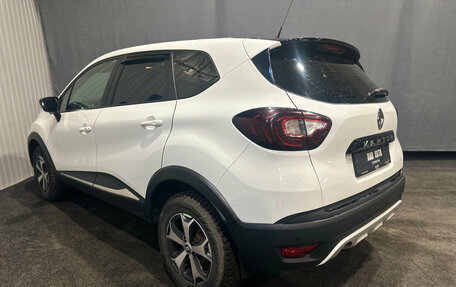 Renault Kaptur I рестайлинг, 2017 год, 1 390 000 рублей, 7 фотография