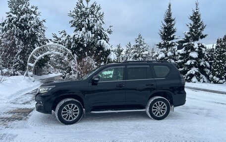 Toyota Land Cruiser Prado 150 рестайлинг 2, 2019 год, 4 800 000 рублей, 8 фотография