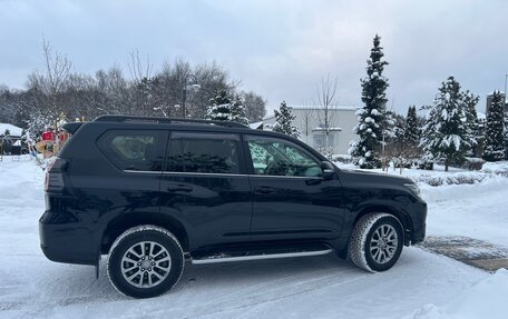 Toyota Land Cruiser Prado 150 рестайлинг 2, 2019 год, 4 800 000 рублей, 12 фотография