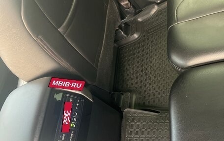 Toyota Land Cruiser Prado 150 рестайлинг 2, 2019 год, 4 800 000 рублей, 10 фотография