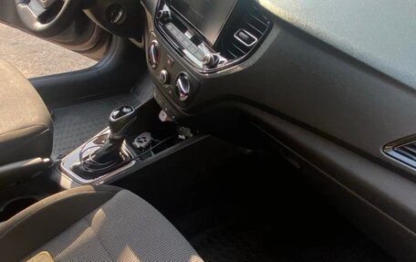 Hyundai Solaris II рестайлинг, 2020 год, 1 500 000 рублей, 5 фотография