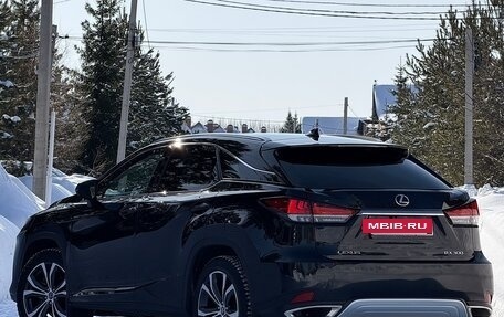 Lexus RX IV рестайлинг, 2021 год, 5 690 000 рублей, 5 фотография