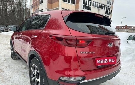 KIA Sportage IV рестайлинг, 2018 год, 1 890 000 рублей, 4 фотография