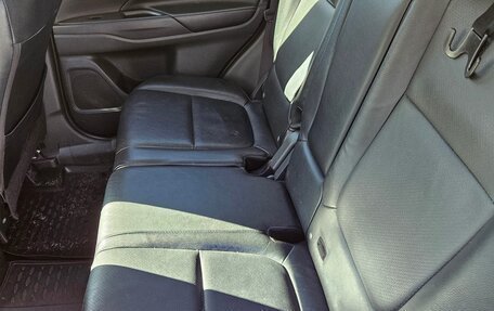 Mitsubishi Outlander III рестайлинг 3, 2012 год, 1 550 000 рублей, 8 фотография