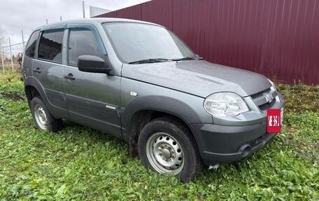 Chevrolet Niva I рестайлинг, 2014 год, 570 000 рублей, 2 фотография