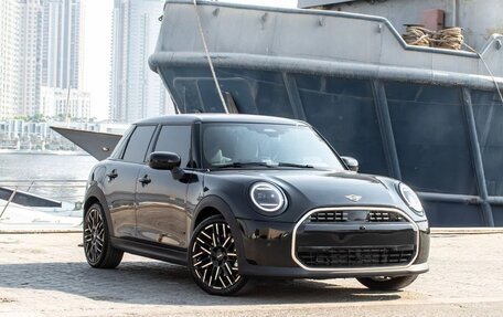 MINI Hatch, 2025 год, 3 720 000 рублей, 3 фотография