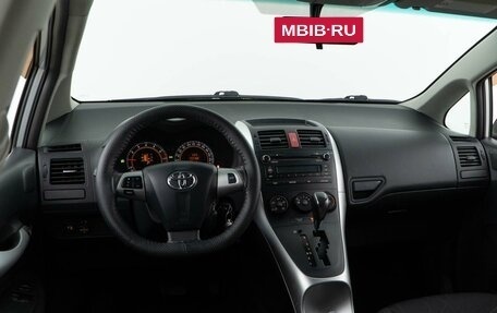 Toyota Auris II, 2011 год, 799 050 рублей, 6 фотография