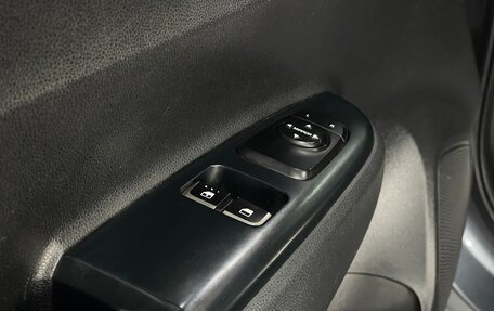 KIA Rio IV, 2019 год, 999 000 рублей, 17 фотография