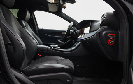 Mercedes-Benz E-Класс, 2019 год, 3 449 000 рублей, 27 фотография