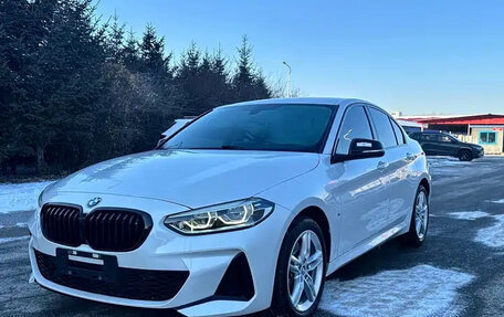 BMW 1 серия, 2022 год, 2 150 000 рублей, 1 фотография