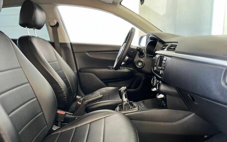 KIA Rio IV, 2017 год, 1 350 000 рублей, 24 фотография