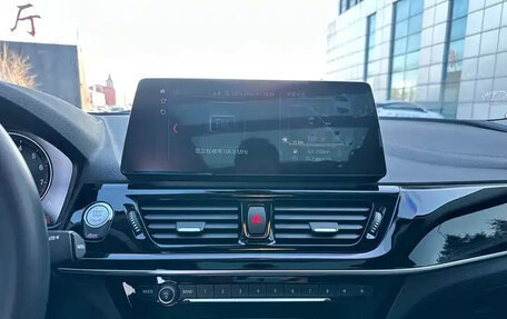 BMW 1 серия, 2022 год, 2 150 000 рублей, 11 фотография