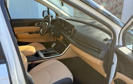 KIA Carnival, 2021 год, 4 100 000 рублей, 8 фотография