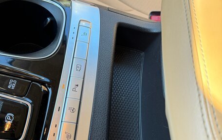 KIA Carnival, 2021 год, 4 100 000 рублей, 18 фотография