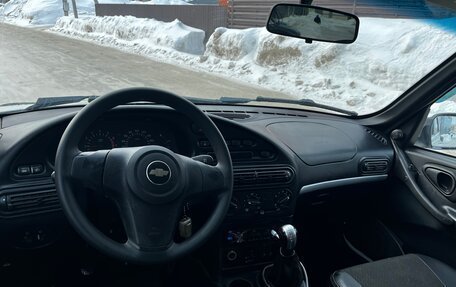 Chevrolet Niva I рестайлинг, 2012 год, 378 000 рублей, 7 фотография