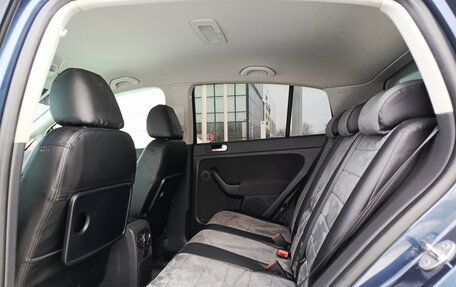 Volkswagen Golf Plus II, 2010 год, 800 000 рублей, 12 фотография