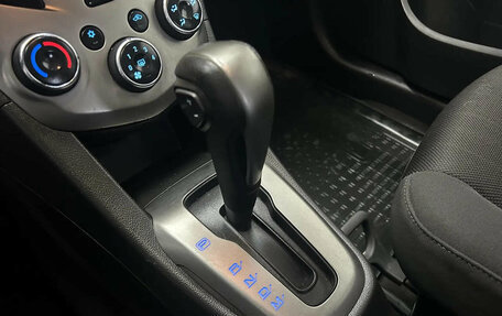 Chevrolet Aveo III, 2013 год, 751 800 рублей, 13 фотография