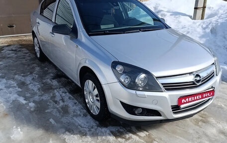 Opel Astra H, 2011 год, 640 000 рублей, 3 фотография