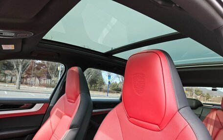 Porsche Cayenne III, 2024 год, 15 000 000 рублей, 19 фотография