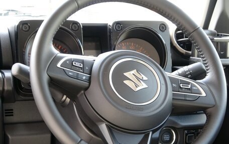 Suzuki Jimny, 2022 год, 1 930 000 рублей, 14 фотография