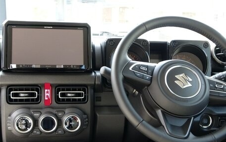 Suzuki Jimny, 2022 год, 1 930 000 рублей, 13 фотография