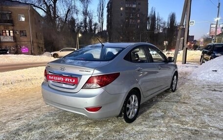 Hyundai Solaris II рестайлинг, 2012 год, 765 000 рублей, 2 фотография