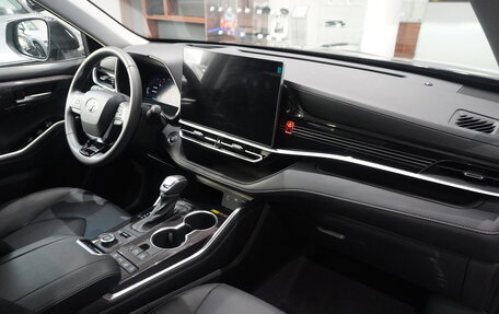 Toyota Highlander, 2026 год, 6 200 000 рублей, 14 фотография