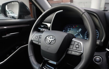 Toyota Highlander, 2026 год, 6 200 000 рублей, 17 фотография