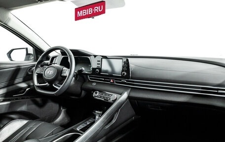 Hyundai Elantra, 2022 год, 2 249 700 рублей, 9 фотография