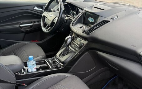 Ford Kuga III, 2017 год, 1 690 000 рублей, 10 фотография