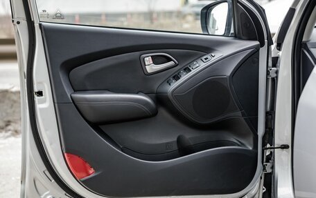 Hyundai ix35 I рестайлинг, 2011 год, 1 148 000 рублей, 33 фотография