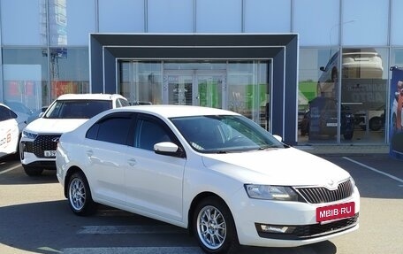 Skoda Rapid I, 2018 год, 1 090 000 рублей, 3 фотография