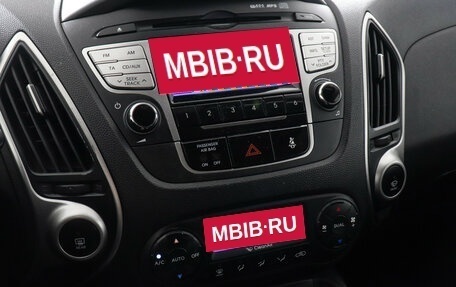 Hyundai ix35 I рестайлинг, 2013 год, 1 049 000 рублей, 13 фотография