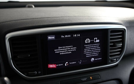 KIA Sportage IV рестайлинг, 2020 год, 2 099 000 рублей, 13 фотография