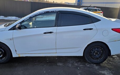 Hyundai Solaris II рестайлинг, 2014 год, 400 000 рублей, 1 фотография