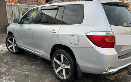 Toyota Highlander III, 2007 год, 1 295 000 рублей, 14 фотография