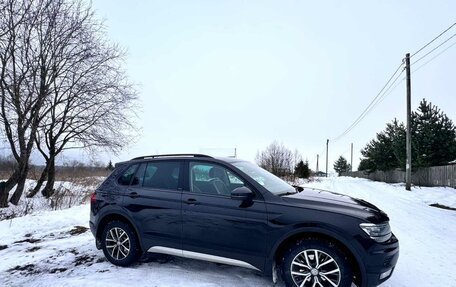Volkswagen Tiguan II, 2019 год, 2 350 000 рублей, 8 фотография