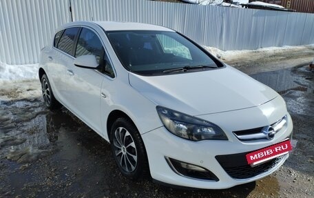Opel Astra J, 2013 год, 4 фотография