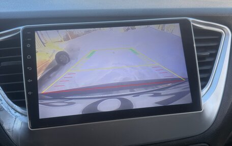 Hyundai Solaris II рестайлинг, 2021 год, 1 550 000 рублей, 3 фотография